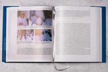 Load image into Gallery viewer, A Man of Many Splendours : Habib Ahmad Mashur al-Haddad - His life, mission &amp; influence