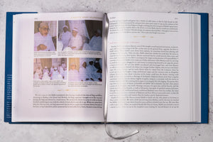 A Man of Many Splendours : Habib Ahmad Mashur al-Haddad - His life, mission & influence